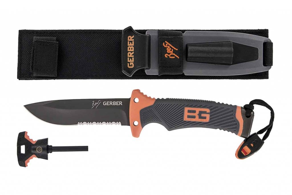 Best Deer Gutting Knife in 2022 [Our Reviews & Comparisons]