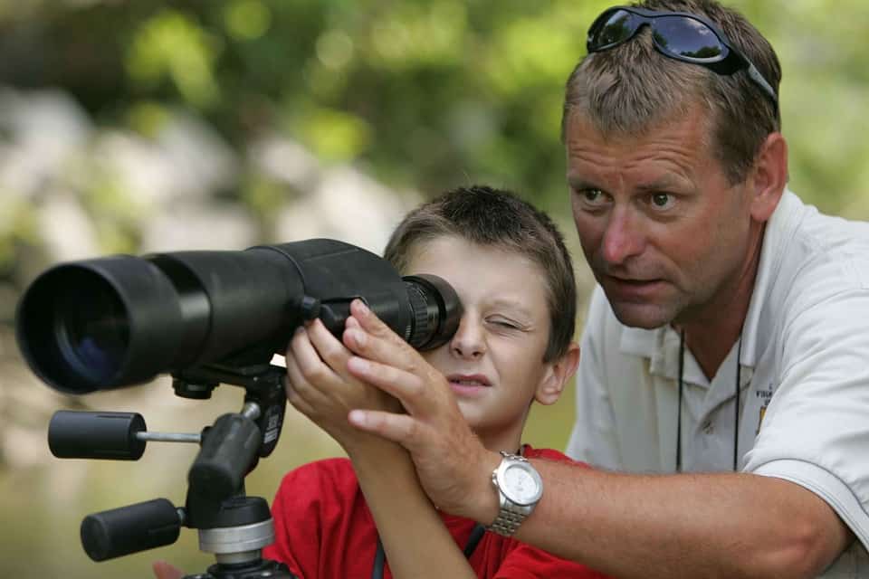 How to Use Spotting Scope